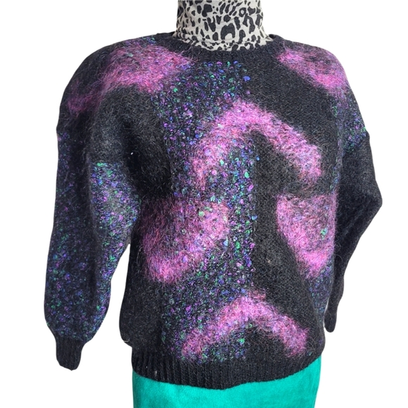 Vintage black and purple wool sweater - Picture 2 of 10